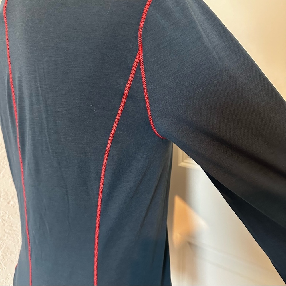 Women’s Fabletics Wool Base Layer Long-Sleeve Top - image 5